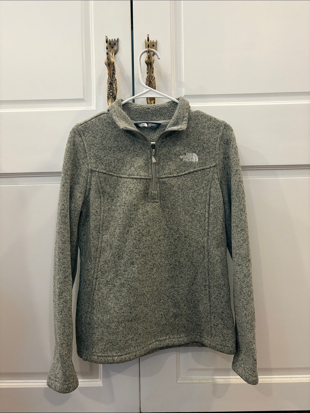 The North Face Women's Heather Gray Half-Zip Fleece Pullover